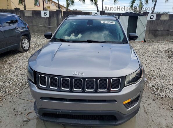 3C4NJCABXJT204524 2018 JEEP COMPASS Silver 