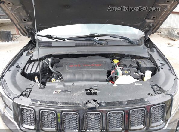 3C4NJCBB0JT407727 2018 JEEP COMPASS Gray Հետևի տեսք