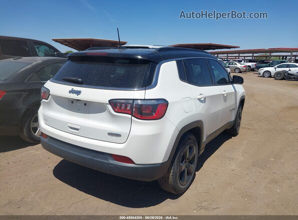 3C4NJCBB1JT368615 2018 JEEP COMPASS White Rear right