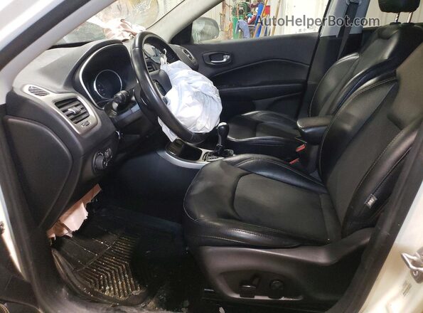 3C4NJCBB1JT503401 2018 JEEP COMPASS White Widok wnętrza z przodu