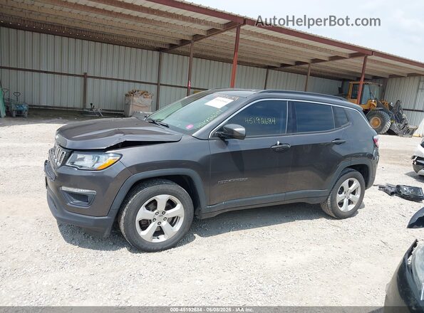 3C4NJCBB3JT137246 2018 JEEP COMPASS Gray 