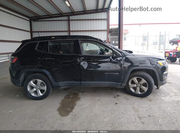 3C4NJCBB3JT181778 2018 JEEP COMPASS Black Панорамний вид салону 360°