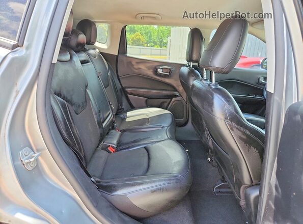 3C4NJCBB3LT243103 2020 JEEP COMPASS Gray Սալոնի հետևի տեսք