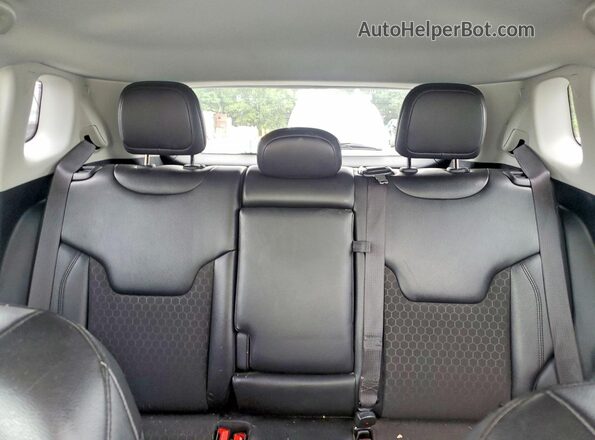 3C4NJCBB3MT587144 2021 JEEP COMPASS White Вид задніх сидінь