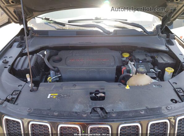 3C4NJCBB4JT293103 2018 JEEP COMPASS Black Հետևի տեսք