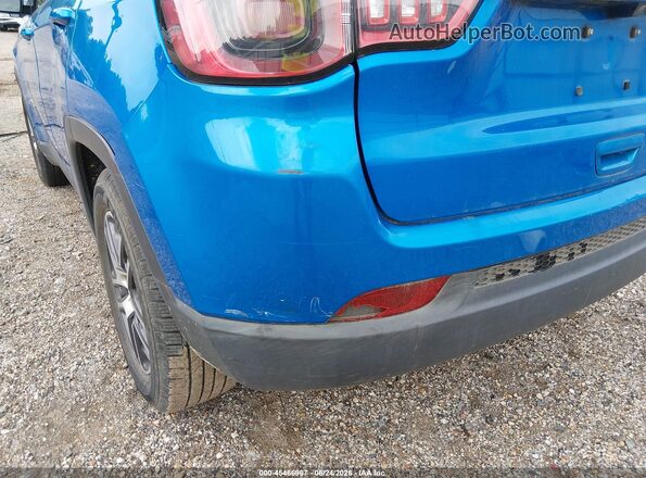 3C4NJCBB5JT287116 2018 JEEP COMPASS Blue Вид спереду