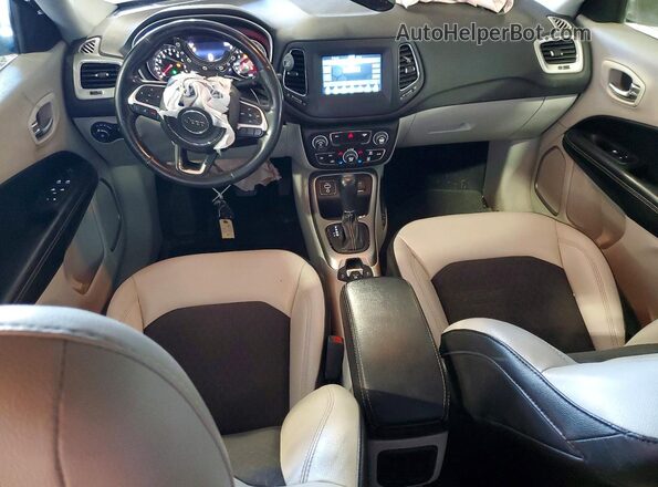 3C4NJCBB5KT636728 2019 JEEP COMPASS Blue Dashboard view