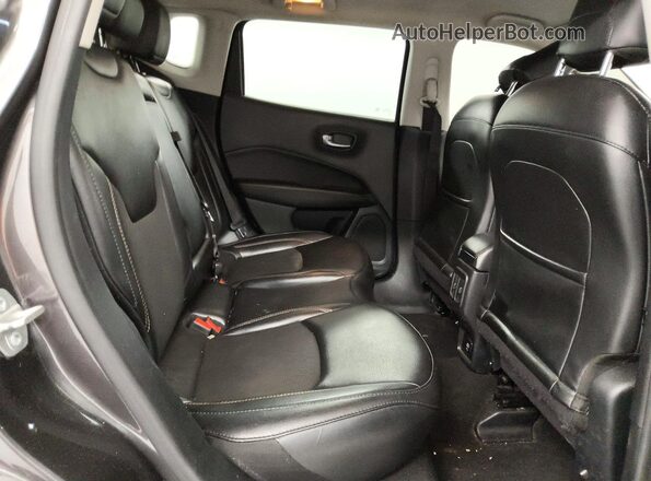 3C4NJCBB5LT206036 2020 JEEP COMPASS Черный Вид задней части салона