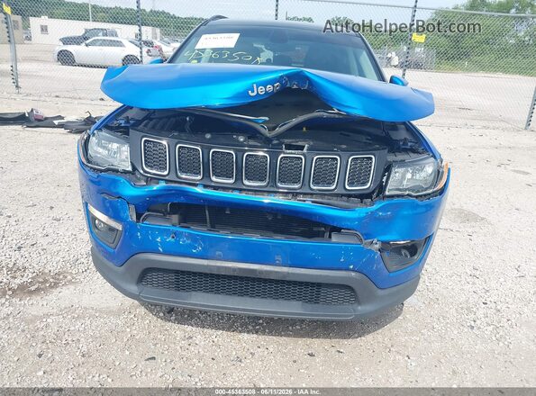 3C4NJCBB6JT271541 2018 JEEP COMPASS Blue Вид спереду