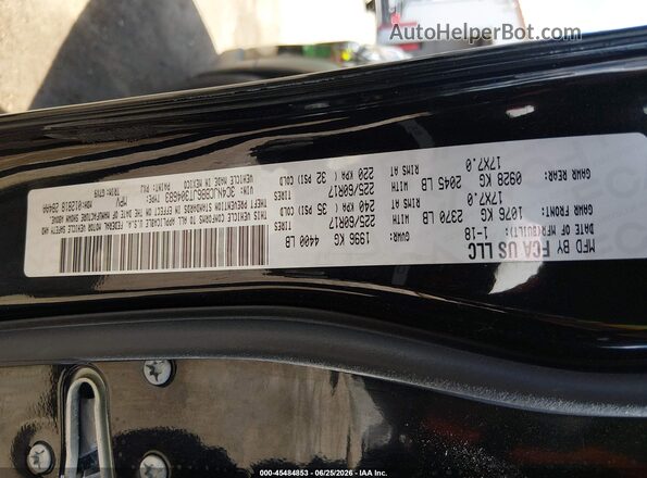3C4NJCBB6JT304683 2018 JEEP COMPASS Black Շարժիչի բաժամունքի տեսք