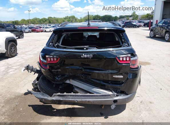 3C4NJCBB6JT304683 2018 JEEP COMPASS Black 