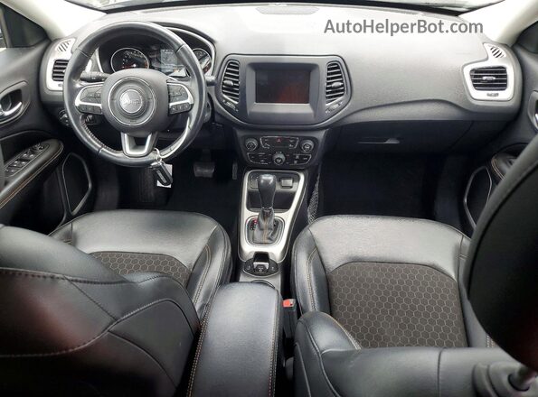 3C4NJCBB6LT241958 2020 JEEP COMPASS Black 