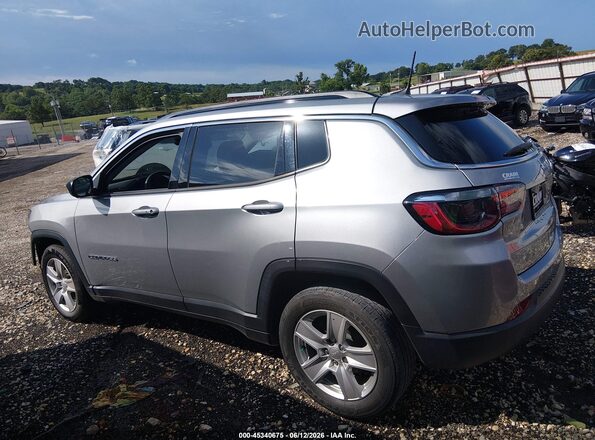 3C4NJCBB6NT229585 2022 JEEP COMPASS Silver 