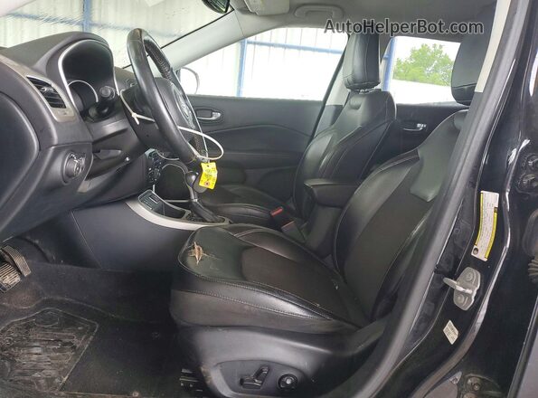 3C4NJCBB8JT182375 2018 JEEP COMPASS Black წინა სალონის ხედი