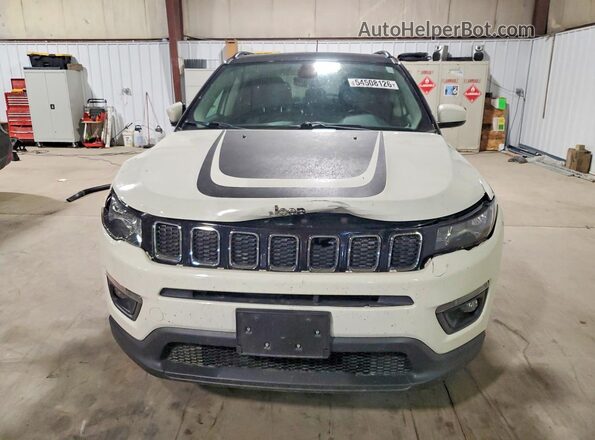 3C4NJCBB8JT240386 2018 JEEP COMPASS White Դիմացի տեսք