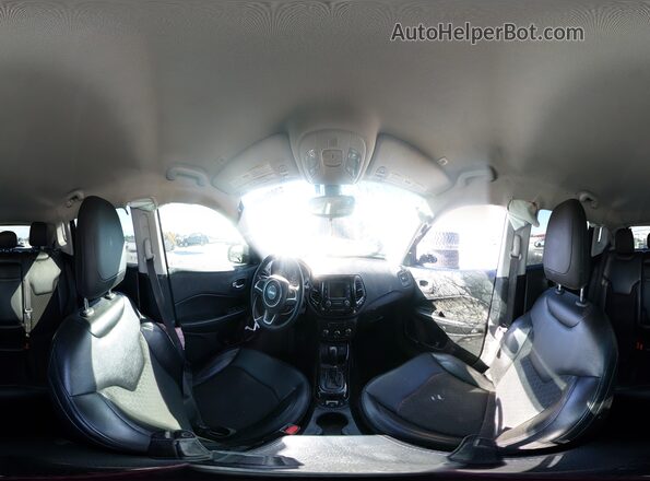 3C4NJCBB8JT408253 2018 JEEP COMPASS Черный Панорамный вид салона 360°