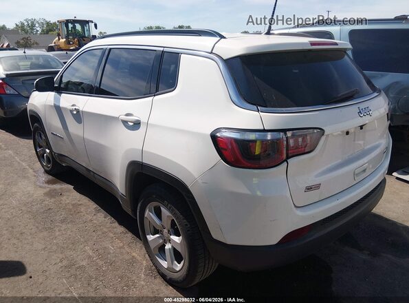 3C4NJCBB8JT462734 2018 JEEP COMPASS White 