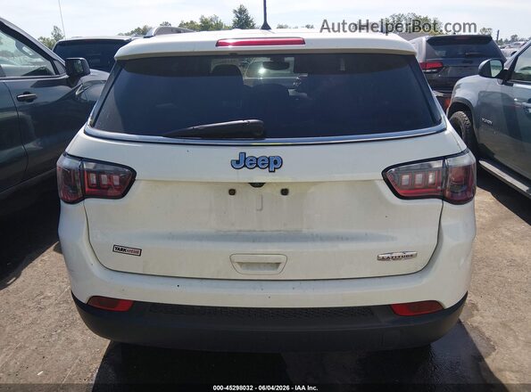 3C4NJCBB8JT462734 2018 JEEP COMPASS White 