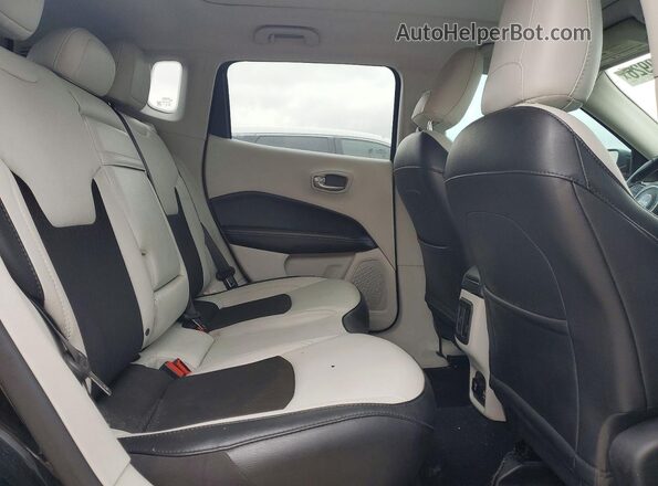 3C4NJCBB8KT832128 2019 JEEP COMPASS Black უკანა სალონის ხედი