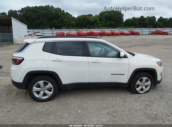 3C4NJCBB8MT592193 2021 JEEP COMPASS White Widok wnętrza z tyłu