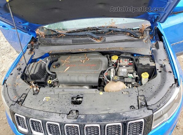 3C4NJCBB9JT461575 2018 JEEP COMPASS Blue 
