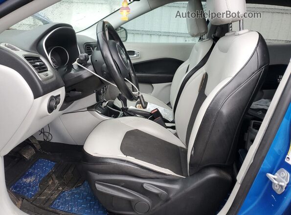 3C4NJCBB9JT461575 2018 JEEP COMPASS Blue 