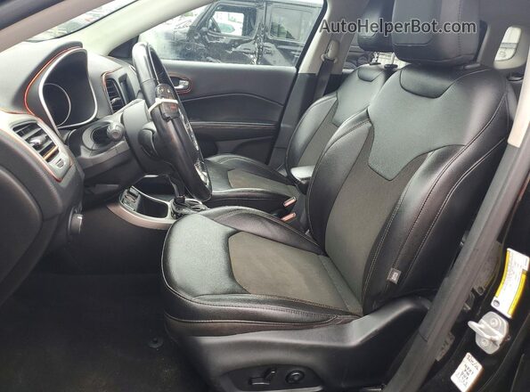 3C4NJCBB9MT585558 2021 JEEP COMPASS Black Front interior view