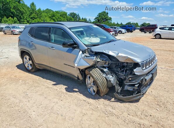 3C4NJCBB9NT138228 2022 JEEP COMPASS Silver Передня права чверть
