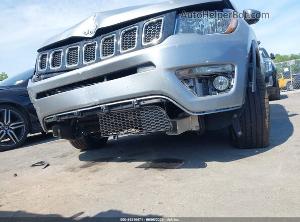 3C4NJCBBXJT287029 2018 JEEP COMPASS Silver 