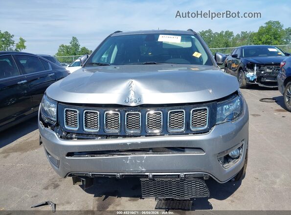 3C4NJCBBXJT287029 2018 JEEP COMPASS Silver 