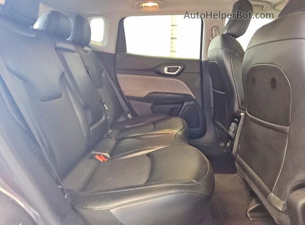 3C4NJCBBXNT234742 2022 JEEP COMPASS Gray Vista de los asientos traseros