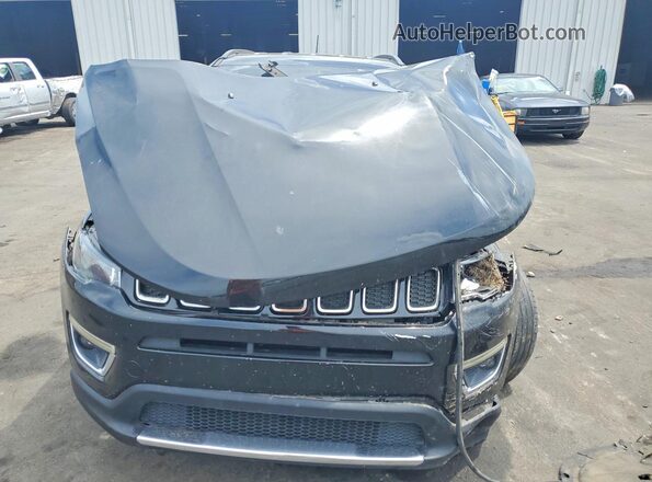 3C4NJCCB3JT145071 2018 JEEP COMPASS Black Widok z przodu