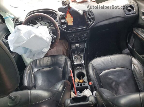 3C4NJCCB3JT145071 2018 JEEP COMPASS Black Widok deski rozdzielczej