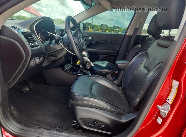 3C4NJCCB3JT488902 2018 JEEP COMPASS Red Widok wnętrza z przodu