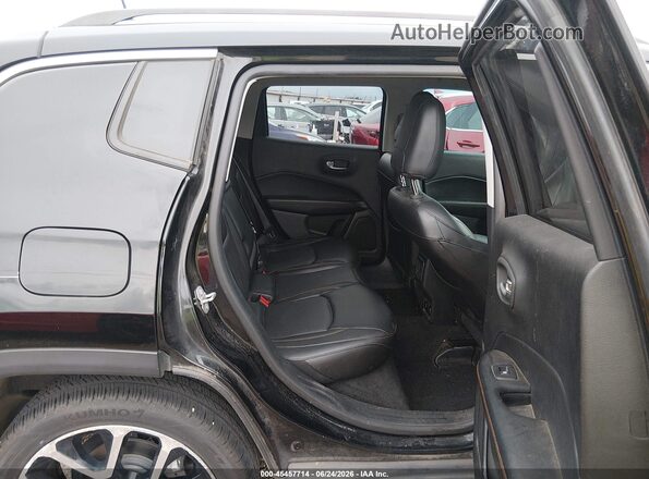 3C4NJCCB4JT195008 2018 JEEP COMPASS Black Widok naklejki z numerem VIN