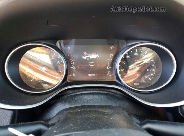 3C4NJCCB4KT670772 2019 JEEP COMPASS Black Instrument cluster view