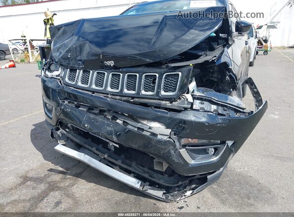 3C4NJCCB7JT122666 2018 JEEP COMPASS Black 
