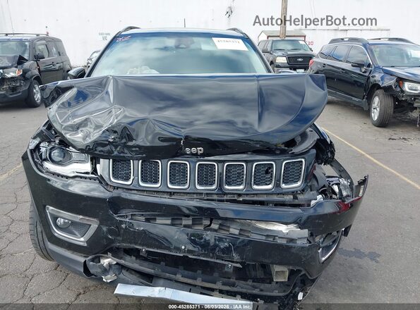 3C4NJCCB7JT122666 2018 JEEP COMPASS Black ხელსაწყოთა პანელის ხედი