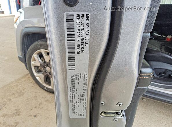 3C4NJCCB7MT573374 2021 JEEP COMPASS Серебряный 