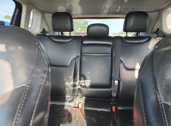 3C4NJCCB8LT140306 2020 JEEP COMPASS Gray Rear seats view