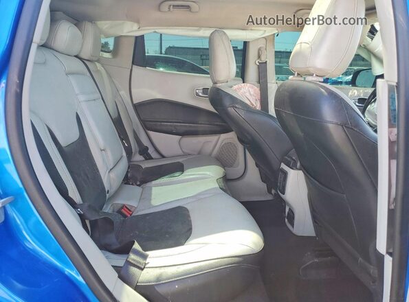 3C4NJCCB9JT248236 2018 JEEP COMPASS Blue 
