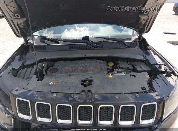 3C4NJCCBXJT156035 2018 JEEP COMPASS Gray Widok z tyłu