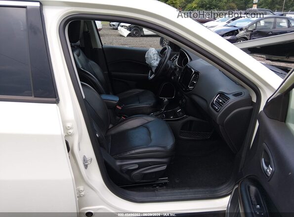 3C4NJCCBXJT406910 2018 JEEP COMPASS White წინა სალონის ხედი