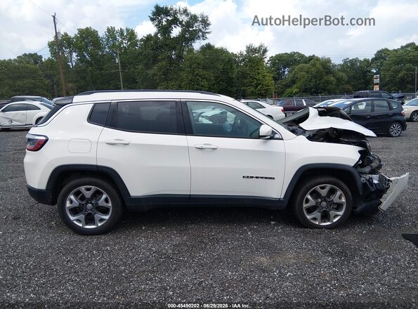 3C4NJCCBXJT406910 2018 JEEP COMPASS White უკანა სალონის ხედი