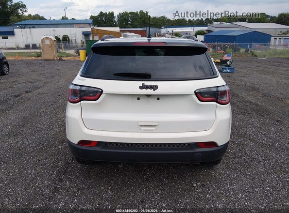 3C4NJCCBXJT406910 2018 JEEP COMPASS White 
