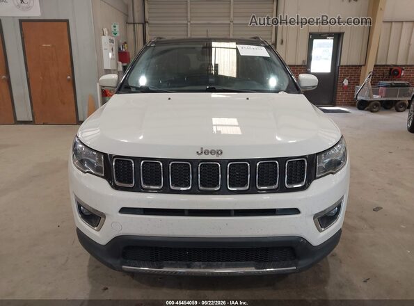3C4NJCCBXJT502889 2018 JEEP COMPASS White Instrument cluster view