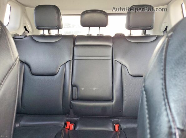 3C4NJCCBXLT107971 2020 JEEP COMPASS Белый Вид задних сидений