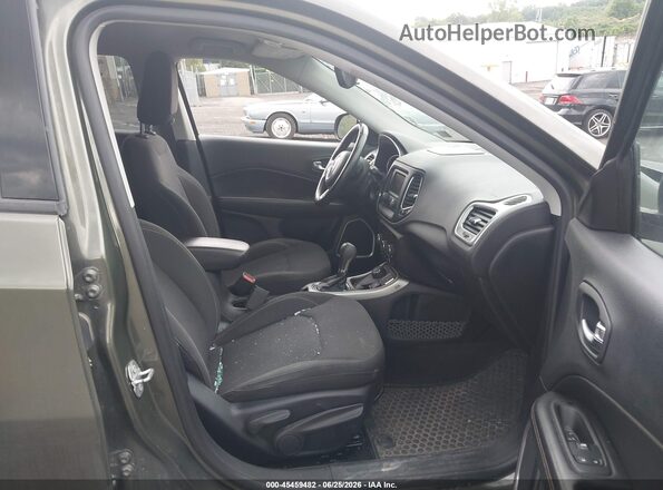 3C4NJDAB0JT399944 2018 JEEP COMPASS Green Սալոնի դիմացի տեսք