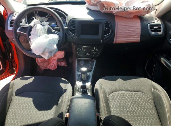 3C4NJDAB1JT101045 2018 JEEP COMPASS Orange Առջևի վահանակի տեսք