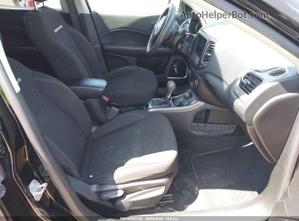 3C4NJDAB1MT596643 2021 JEEP COMPASS Черный Вид салона спереди